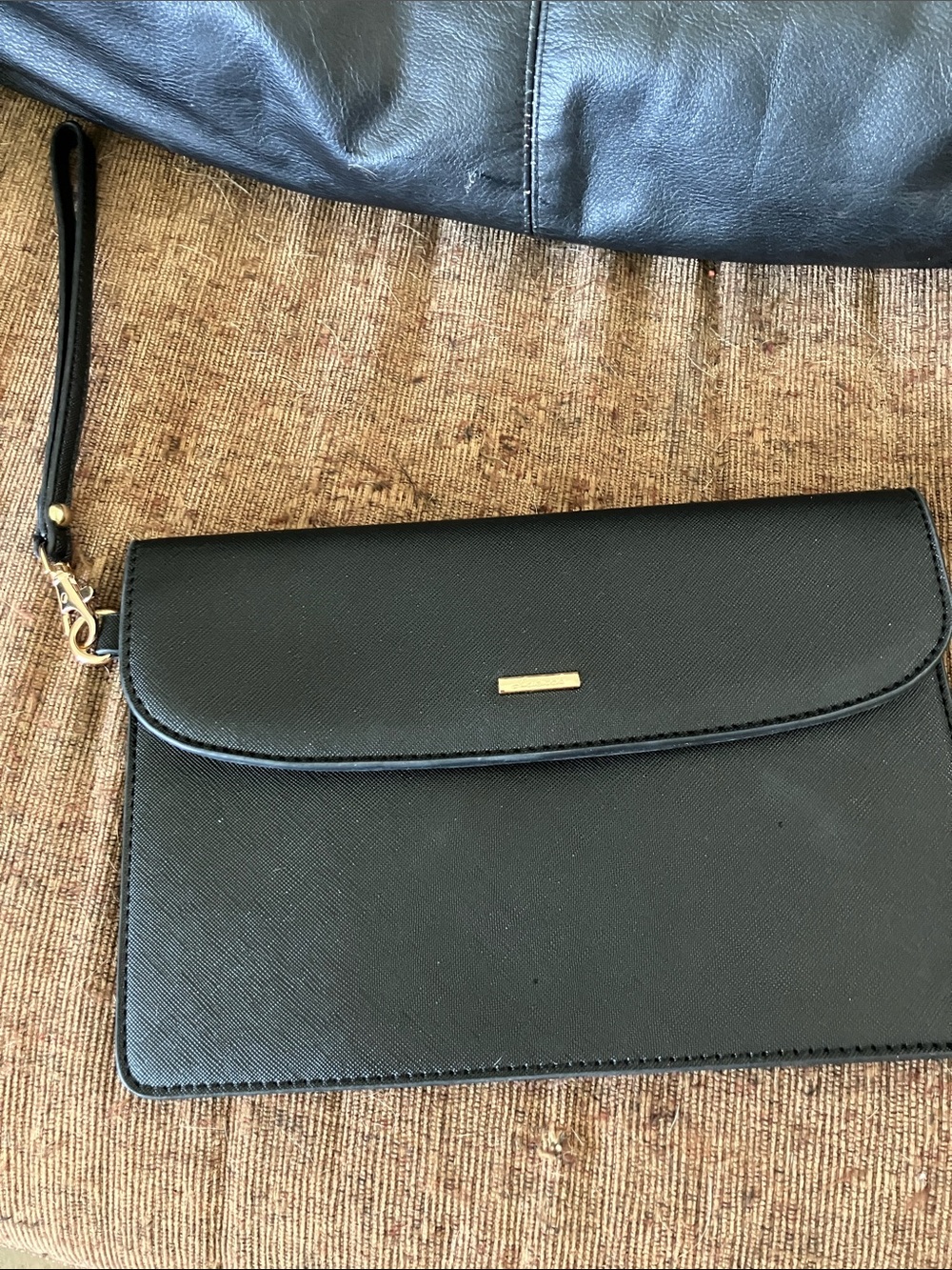 Loveook Black vegan Leather Wristlet Clutch - Sleek Everyday purse